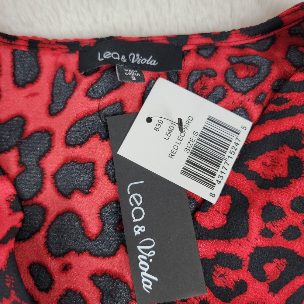 Leopard Print Ruffle Top - Picture 11 of 11